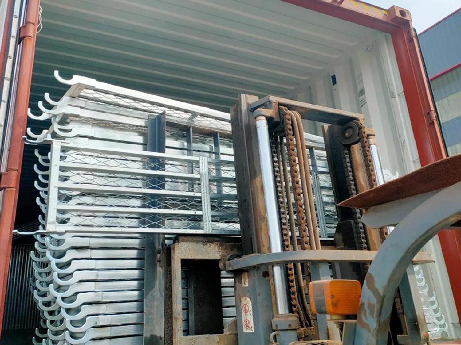 Scaffolding systems package
