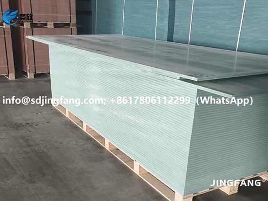 Plastic formwork sheeting