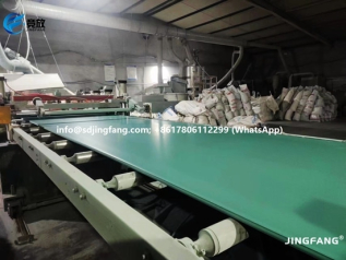 Why JINGFANG® PVC formwork for concrete has glossy surface ？
